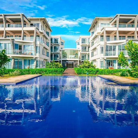 Oceanfront Condominium - Нілавелі Екстер'єр фото